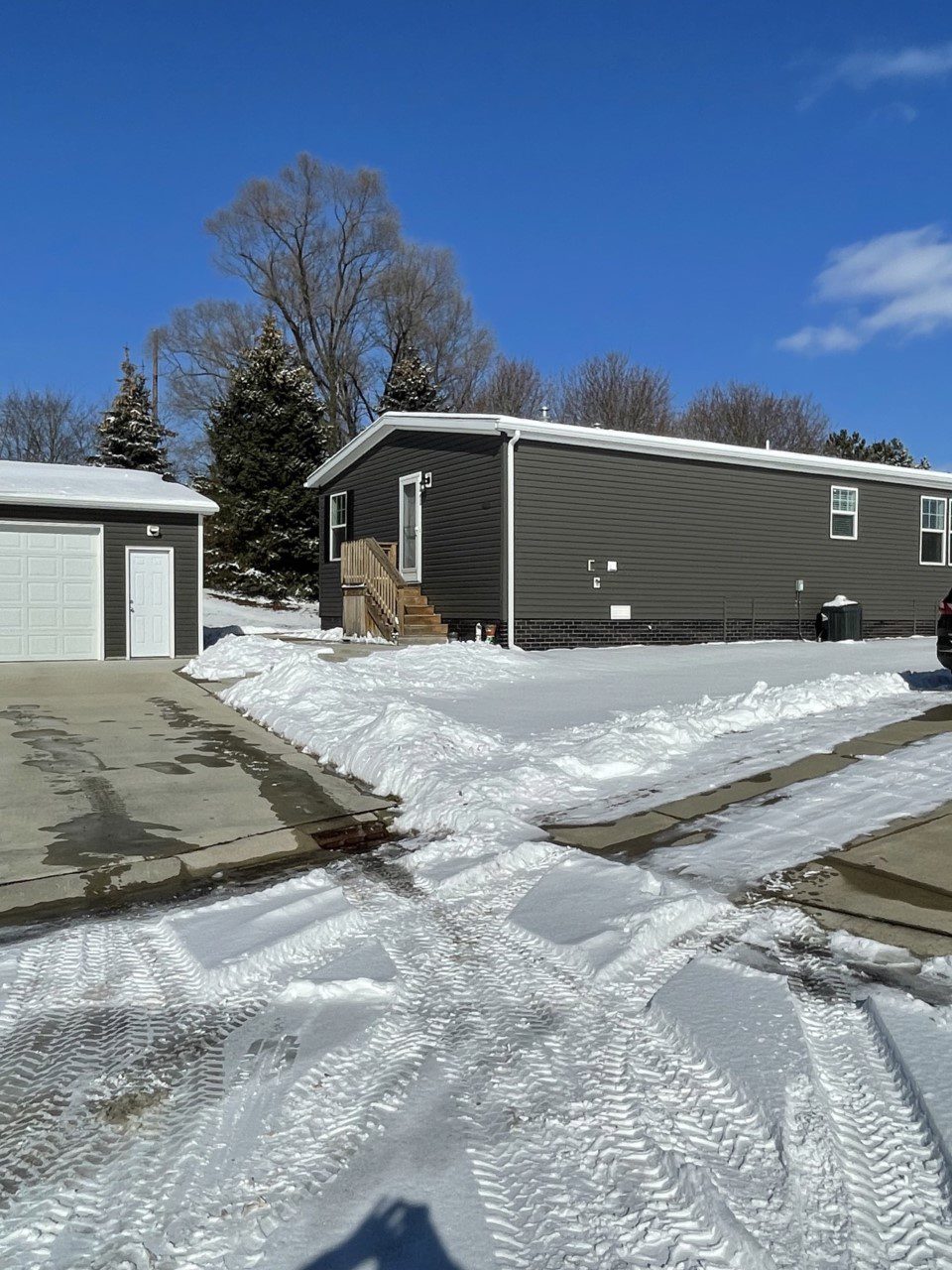 11017 Woodland Ridge Court South Lyon, MI 48178 South Lyon MI 48350