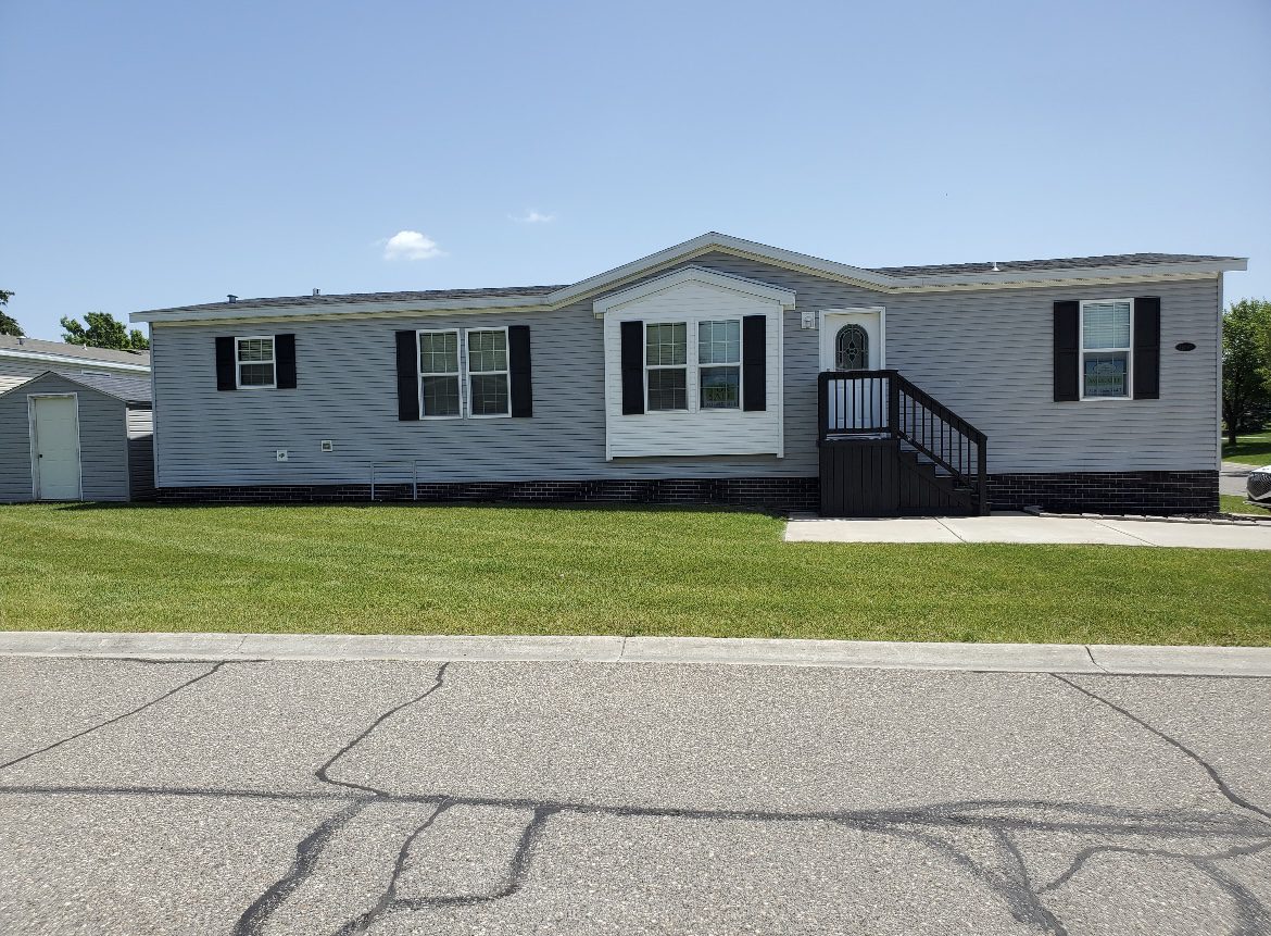 11045 Woodland Ridge Court South Lyon MI 48350