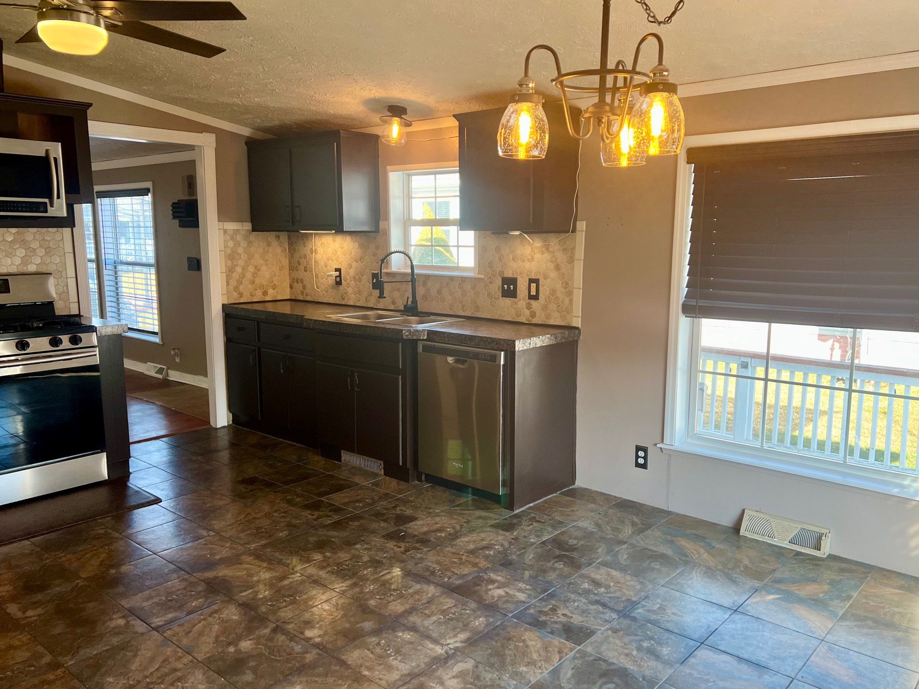 12236 Maple Creek Ct South Lyon MI 48178